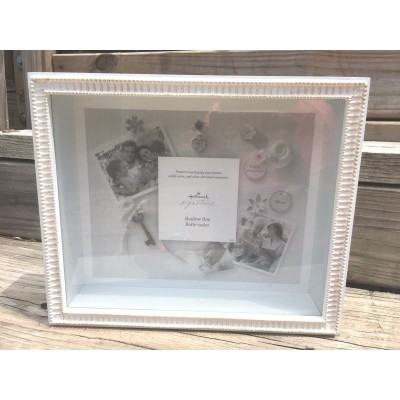 NEW Hallmark Signature Shadow Box Display Shelf or Wall Mount White Glass Front   123258404396